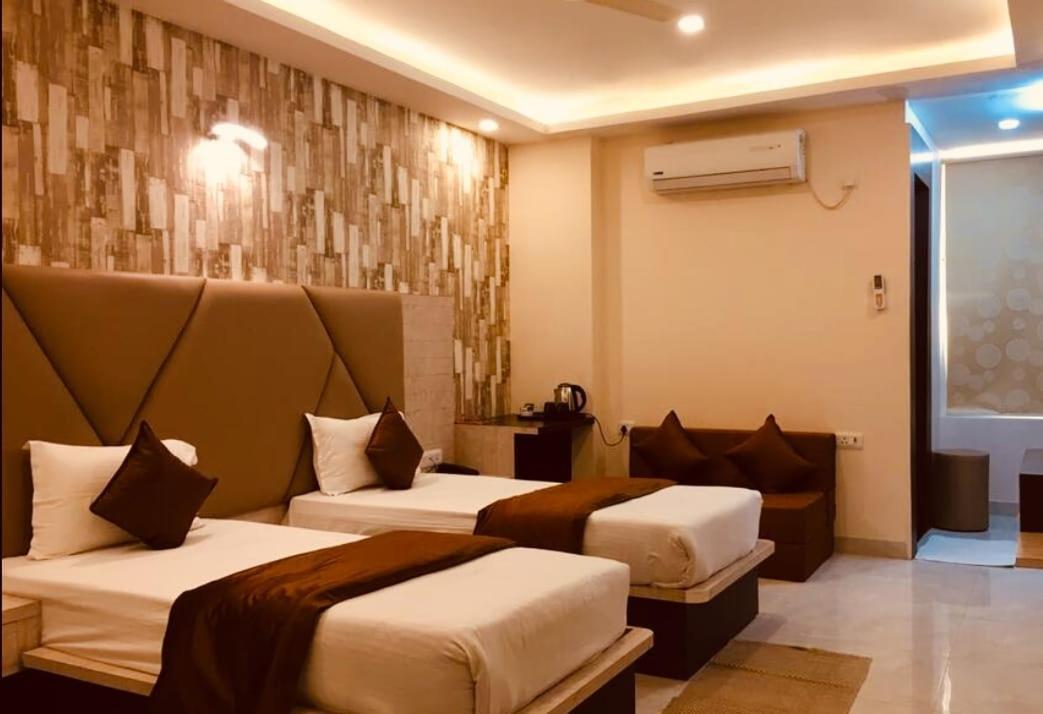 K3 Club Residency Hotel Jhansi Exterior photo